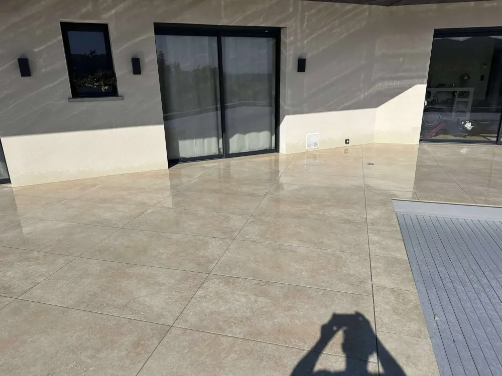 Terrasse maison chappe